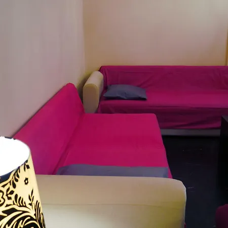 아파트 Big Balcony